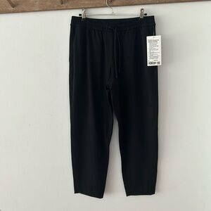 NWT_Tapered-Leg Mid-Rise 7/8 Pant*Luxtreme Lululemon